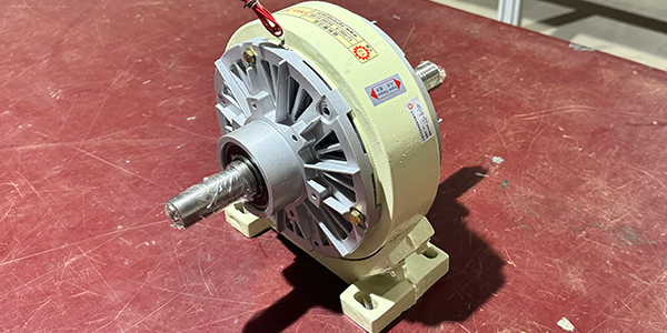 磁粉離合器如何提升復(fù)膜機(jī)效率？